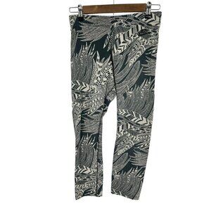Nike Limited Edition Crop Stretch Yoga Leaves  Workout Leggings Size Medium